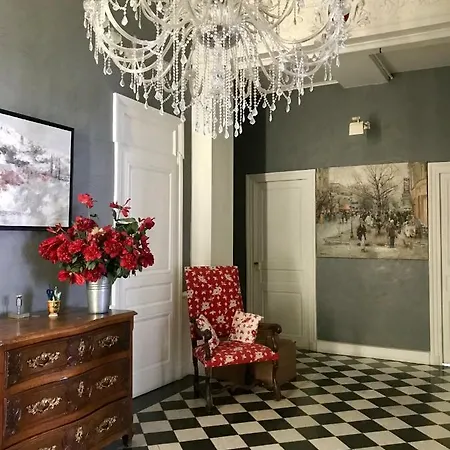 Séjour chez l'habitant Chez Madame De Bellecour *